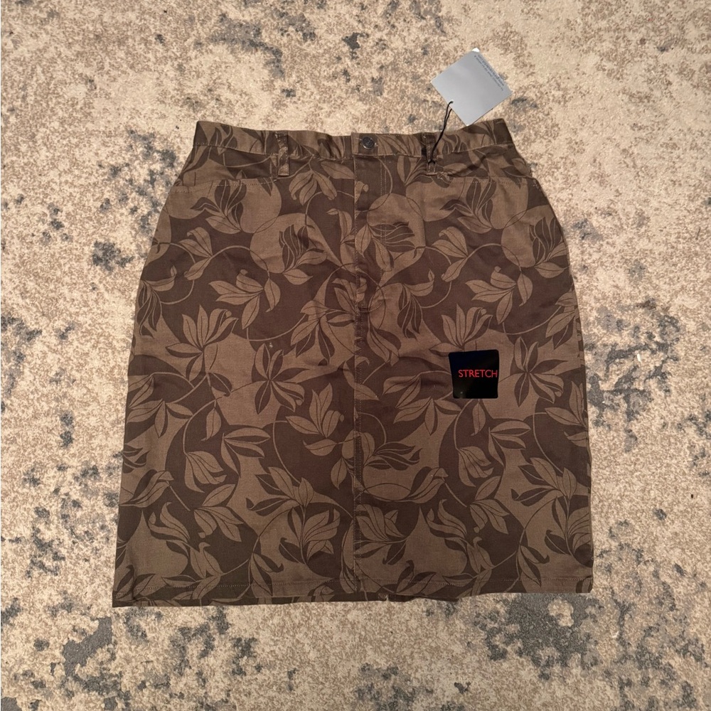 Gloria Vanderbilt Brown Floral Pencil Skirt